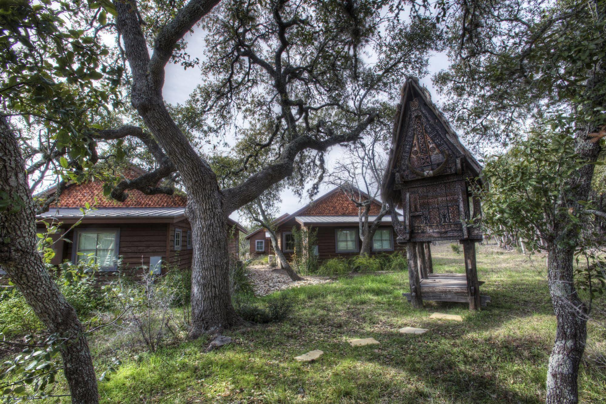 Camp Lucy Hotel Дрипинг Спрингс Екстериор снимка